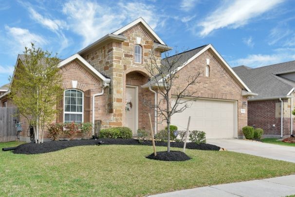 https://JulioSalgado.NewConstructionHomesNOW.com
